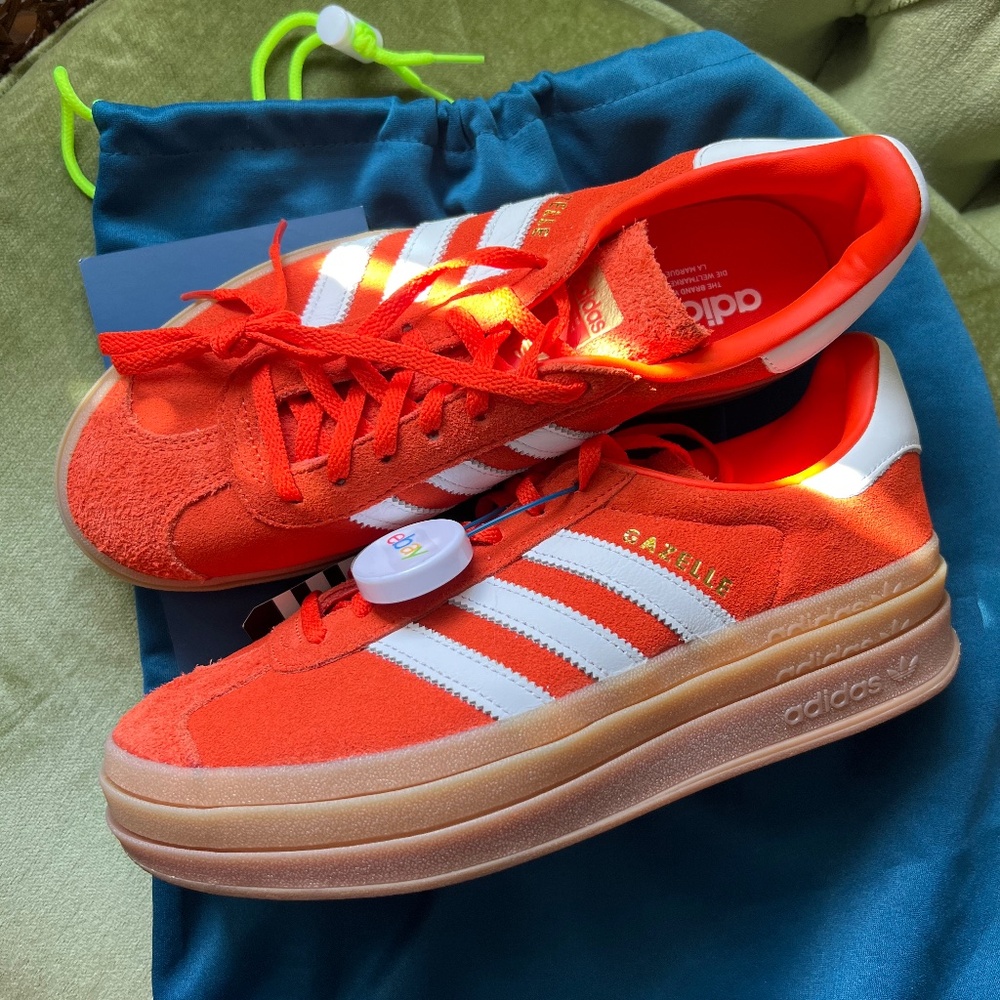 *EBAY AUTHENTICATED* *RARE* Adidas Gazelle Bold COLLEGIATE ORANGE and white